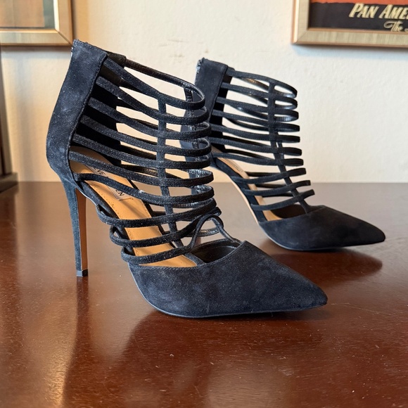 Steve Madden “Prowler” Black Suede Leather Cage High Heels - Size 9M - Picture 2 of 10
